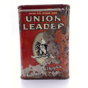 VINTAGE ADVERTISING EMPTY UNION  LEADER VERTICAL  POCKET TOBACCO TIN